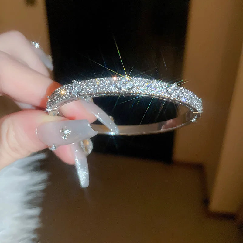 Sparkling Flower Bracelet