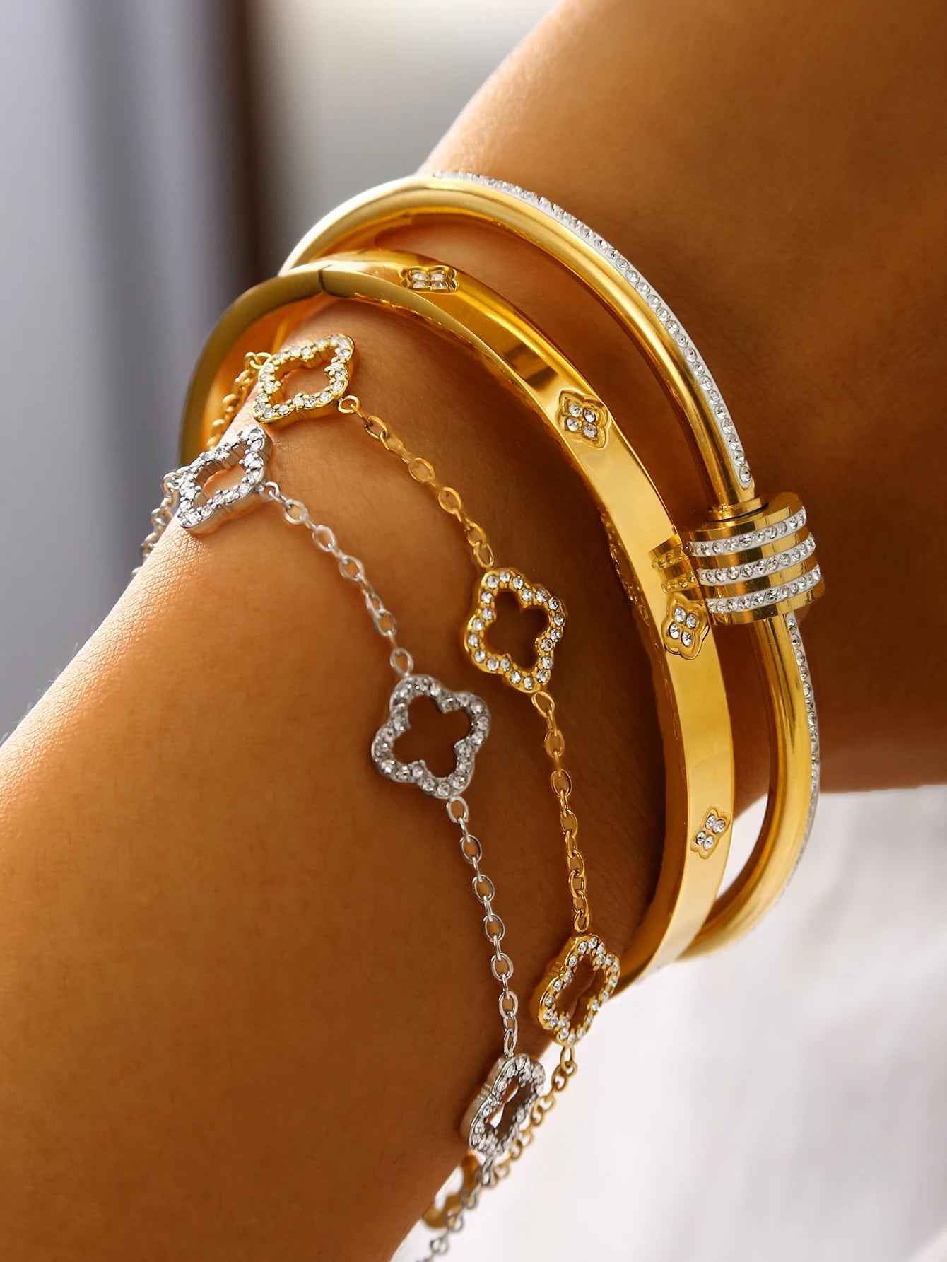 4 Pieces Bracelet Set