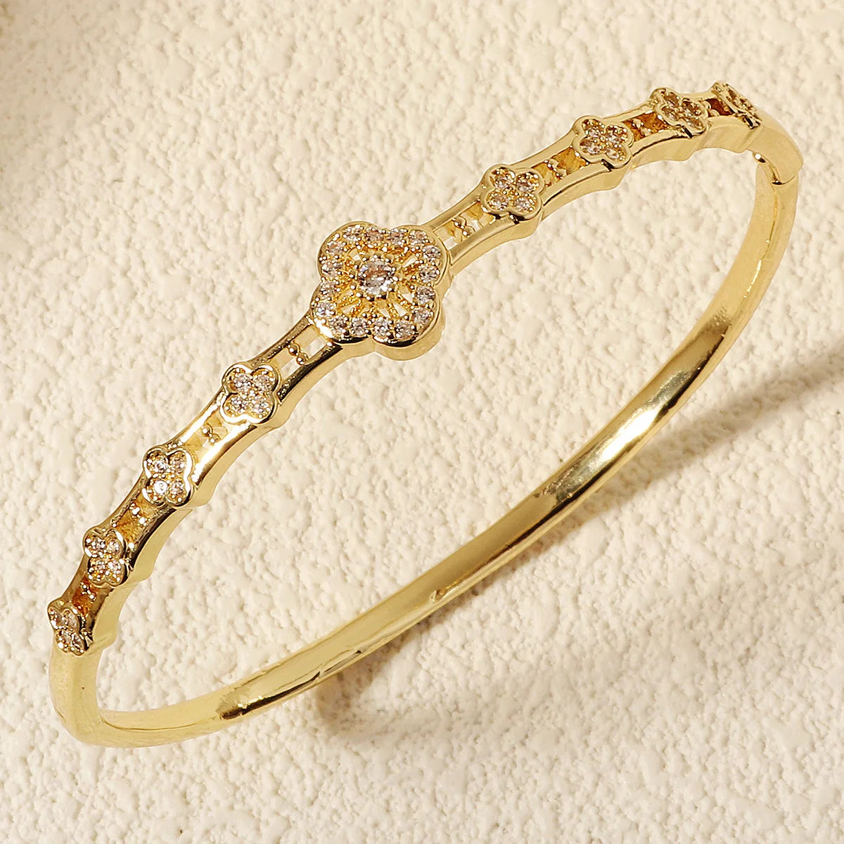 Flower Bangle Leaf Clover Bracelet