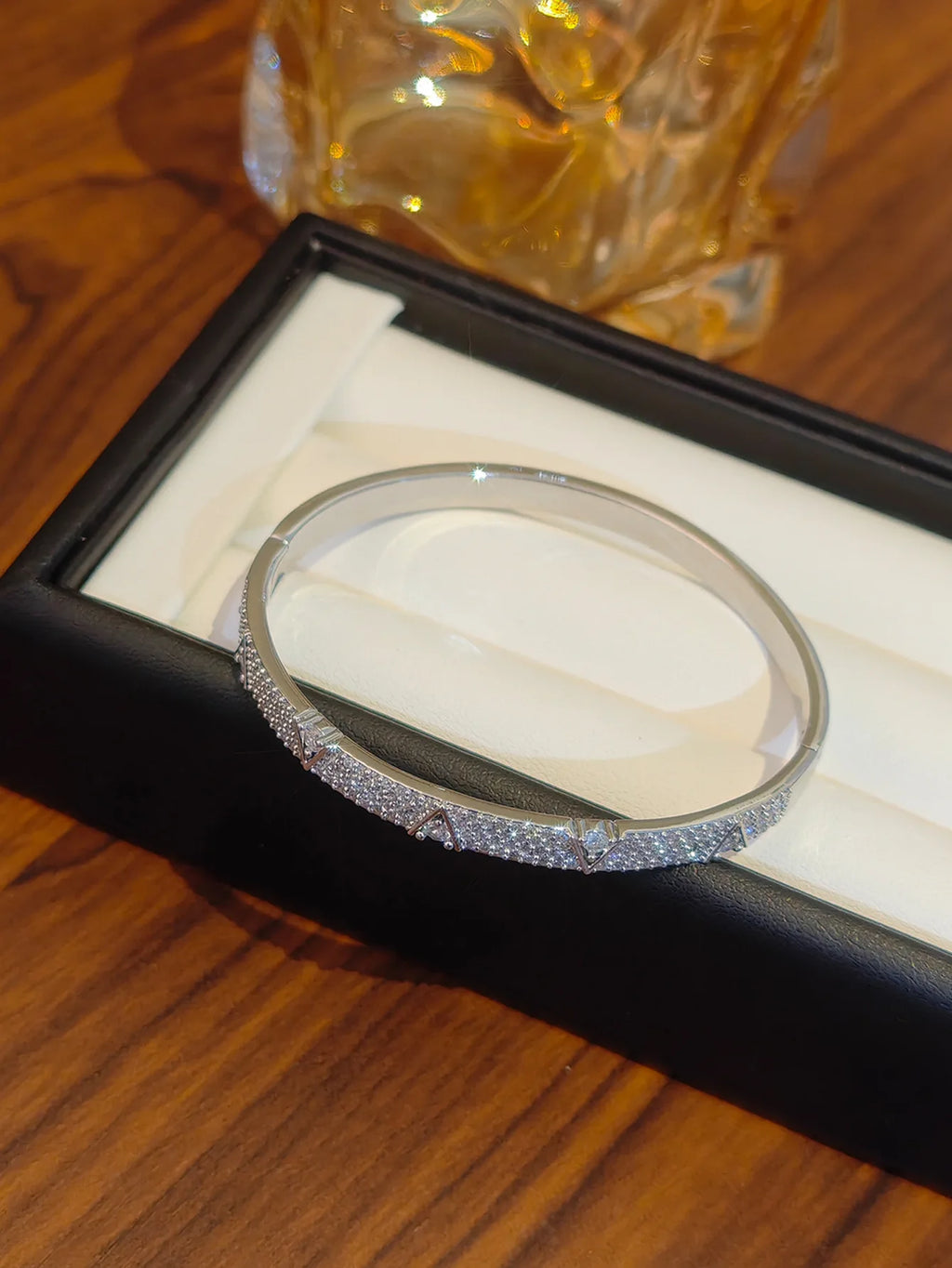 V-Shaped Bracelet For Women